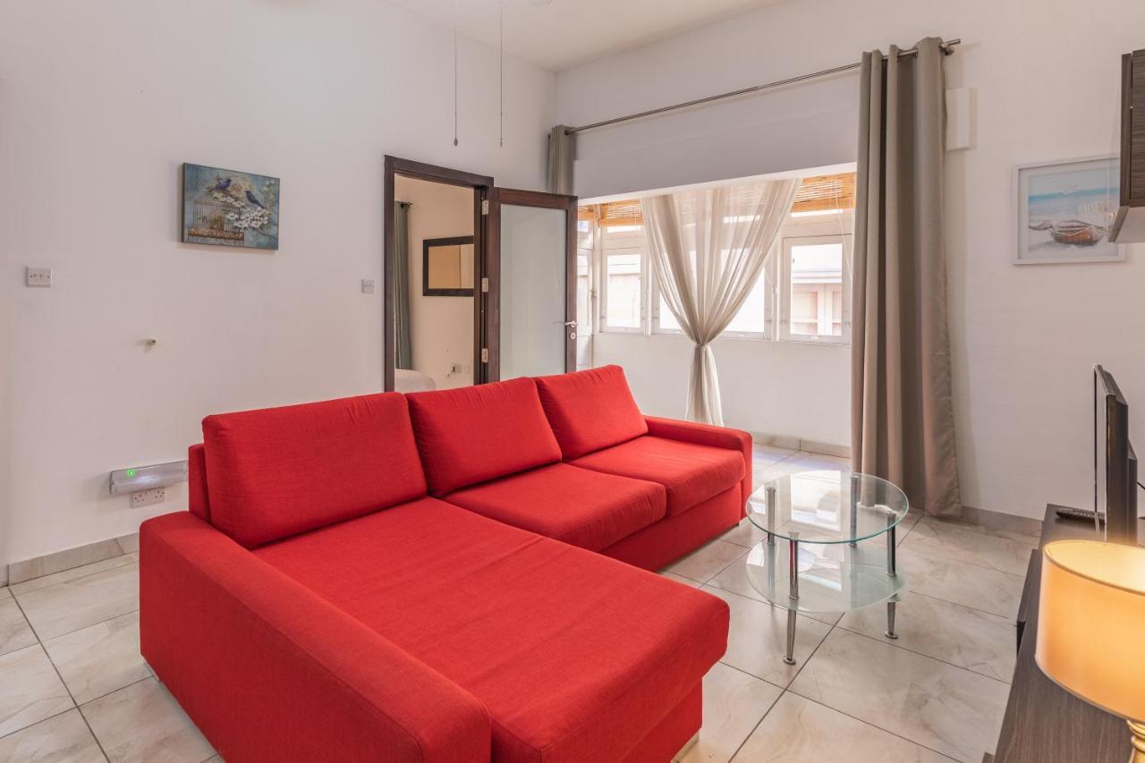 Bormla - Comfortable Two Bedroom Apartment Cospicua Exterior photo